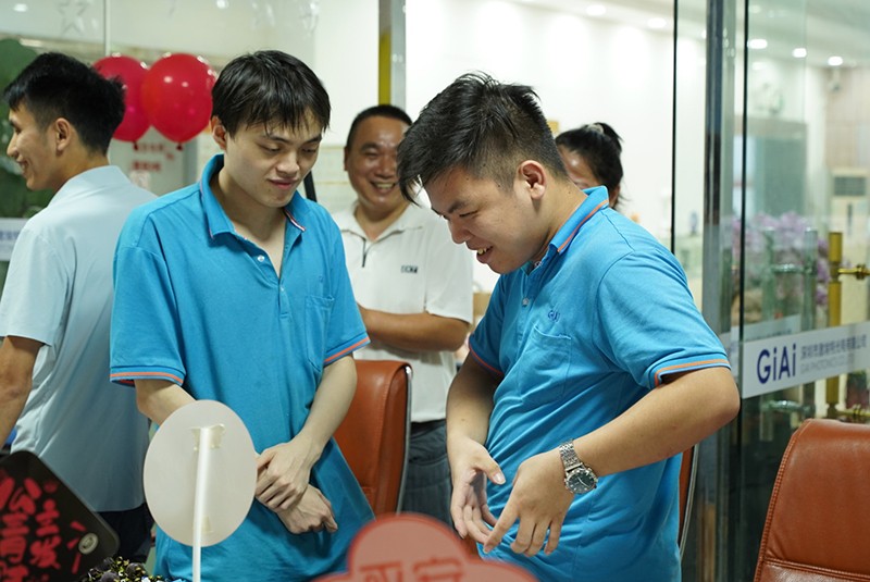 激埃特秋季员工生日会10 滤光片